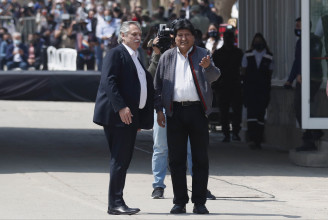 Hazatért száműzetéséből Evo Morales, volt bolíviai elnök