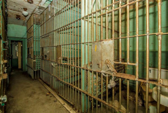 Börtön bújik a meghirdetett amerikai ház alagsorában