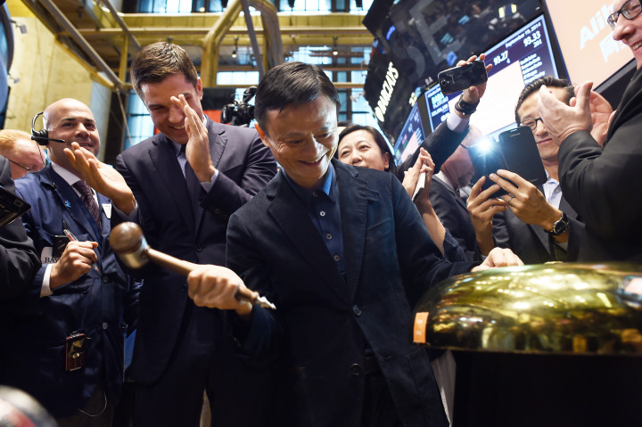Jack Ma a New York-i tőzsde épületében az Alibaba tőzsdérelépésekor 2014-ben – Fotó: Jewel Samad / AFP