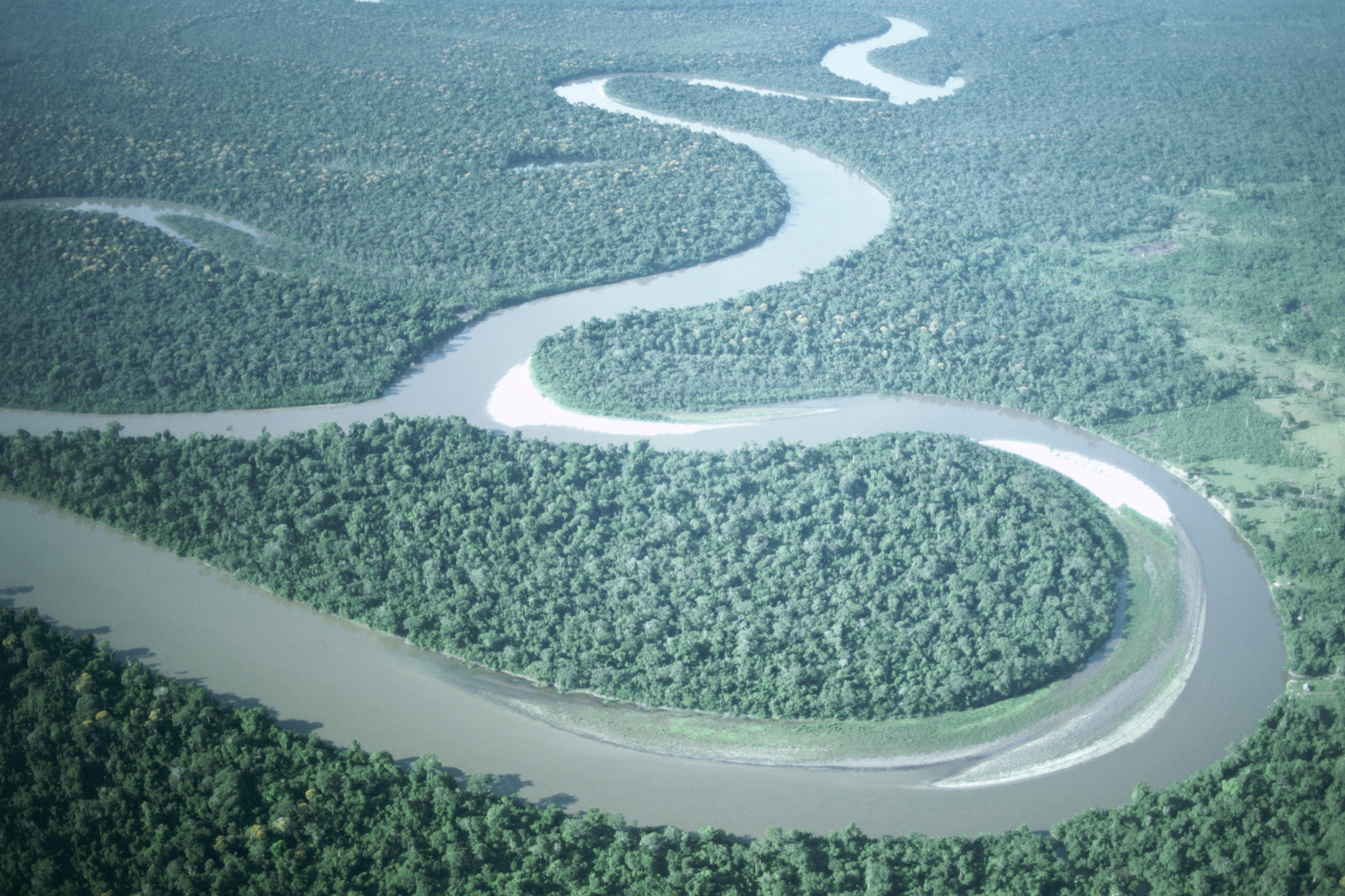 Az Amazonas alatt 4000 méterrel van egy még nagyobb föld alatti folyó