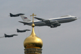 Letartóztatták az orosz légierő szupertitkos Ítéletnap-repülőjét kifosztó tolvajt