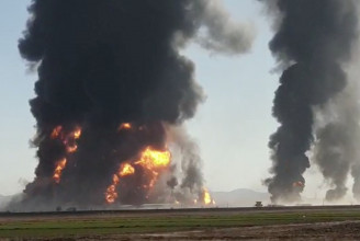 Több mint 500 jármű gyulladt ki, miután felrobbant egy üzemanyag-szállító kamion az afgán-iráni határon