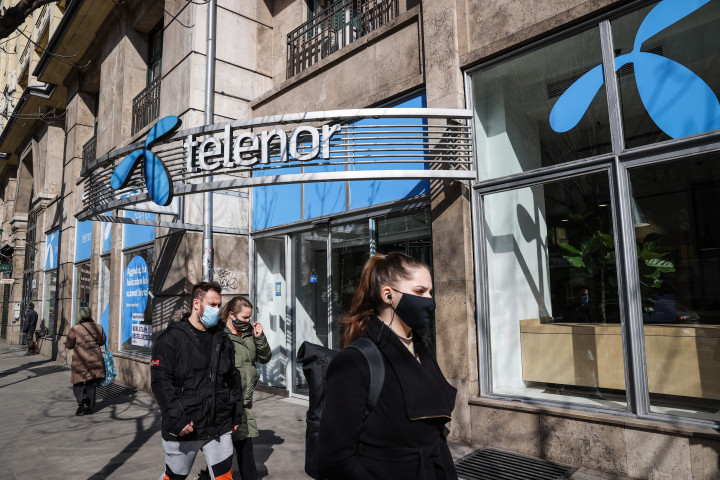 A Telenor egy budapesti üzlete – Fotó: Huszti István / Telex