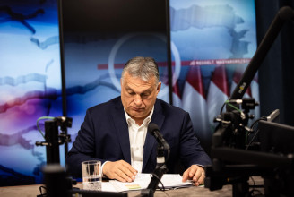 Orbán Viktor: Május végére, júniusra kint vagyunk a vízből