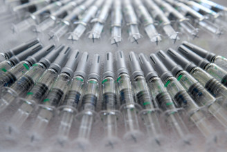 Rövid úton tisztázni lehetne, hogy rendben van-e a kínai vakcina, ha meglenne rá a szándék
