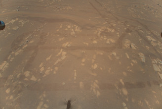 Befutott az első színes légi felvétel a Marsról