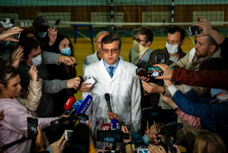 Eltűnt az orosz orvos, aki először kezelte Alekszej Navalnijt a megmérgezése után