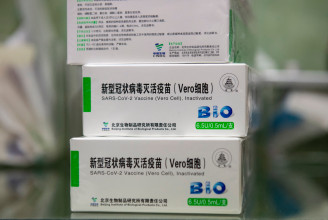 Sinopharm-vakcinát is fognak gyártani a debreceni Nemzeti Oltóanyaggyárban