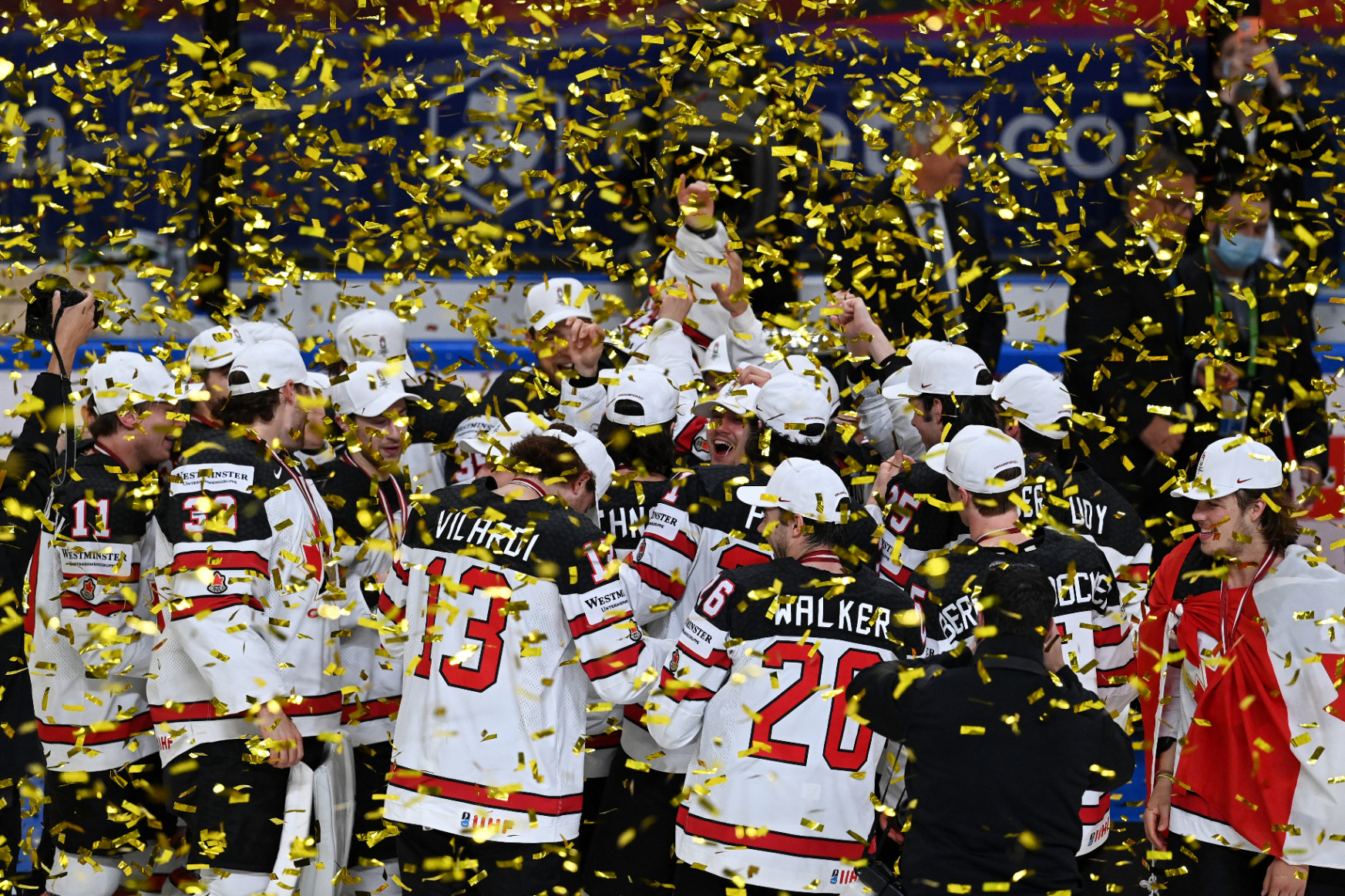 Kanada hosszabbításban győzte le a címvédőket a jégkorong-vb döntőjében