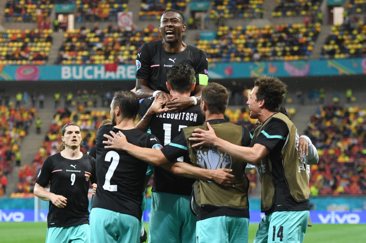 Az osztrákok öröme a második góljuk után – Kép: Daniel Mihailescu / AFP