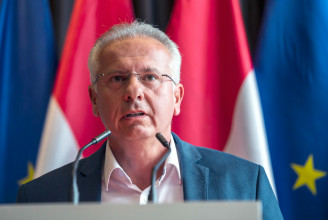 Kezdeményezte Pécs polgármesterének kizárását a Mindenki Pécsért Egyesület