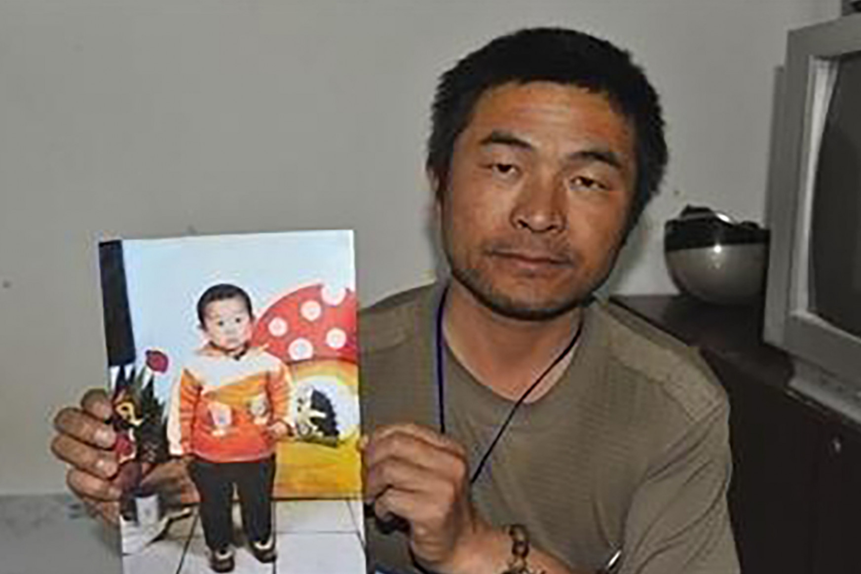 A kínai apa soha nem adta fel, 24 év után találta meg elrabolt fiát