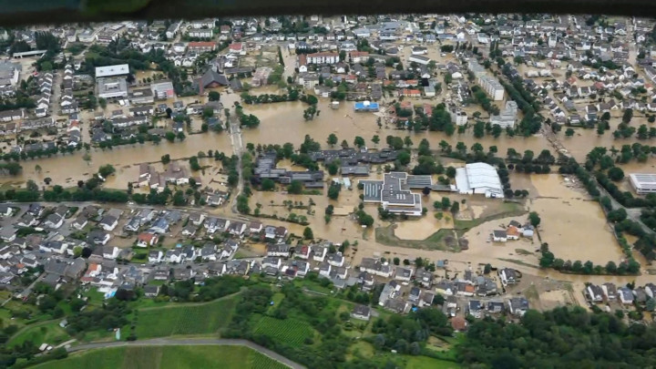 Videórészlet az áradásról a Németország nyugati részéről – Fotó: Ferdinand MERZBACH / NEWS5 / AFP
