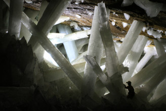 A mexikói barlang, ahol buszméretű kristályok nőnek