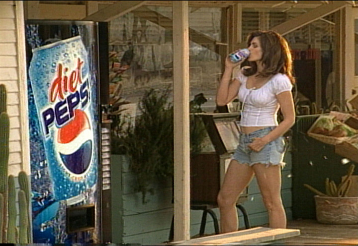 Cindy Crawford az 1992-es Pepsi reklámban – Fotó: Pepsi/ Getty Images