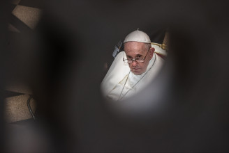 Fekete, fehér, arany – Ferenc pápa budapesti látogatása képekben