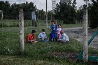 Három hónapig kapnak ellátást Magyarországon a kimenekített afgánok