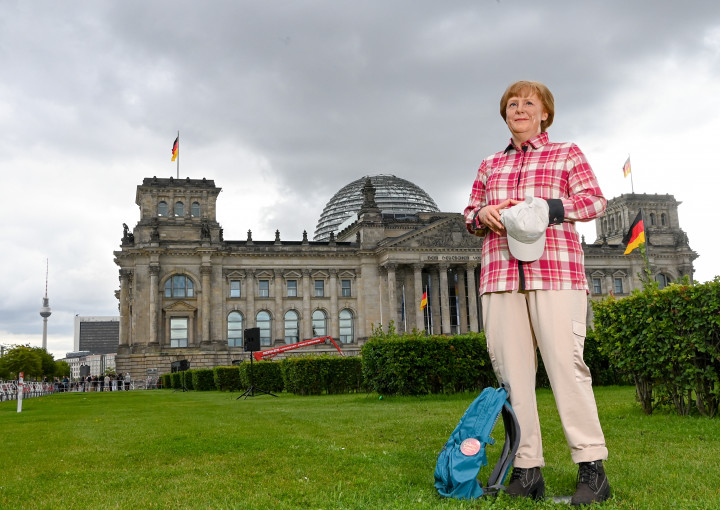 Angela Merkel átöltöztetett viaszfigurája 2021. szeptember 16-án, Berlinben – Fotó: JENS KALAENE / DPA-ZENTRALBILD / DPA PICTURE-ALLIANCE VIA AFP