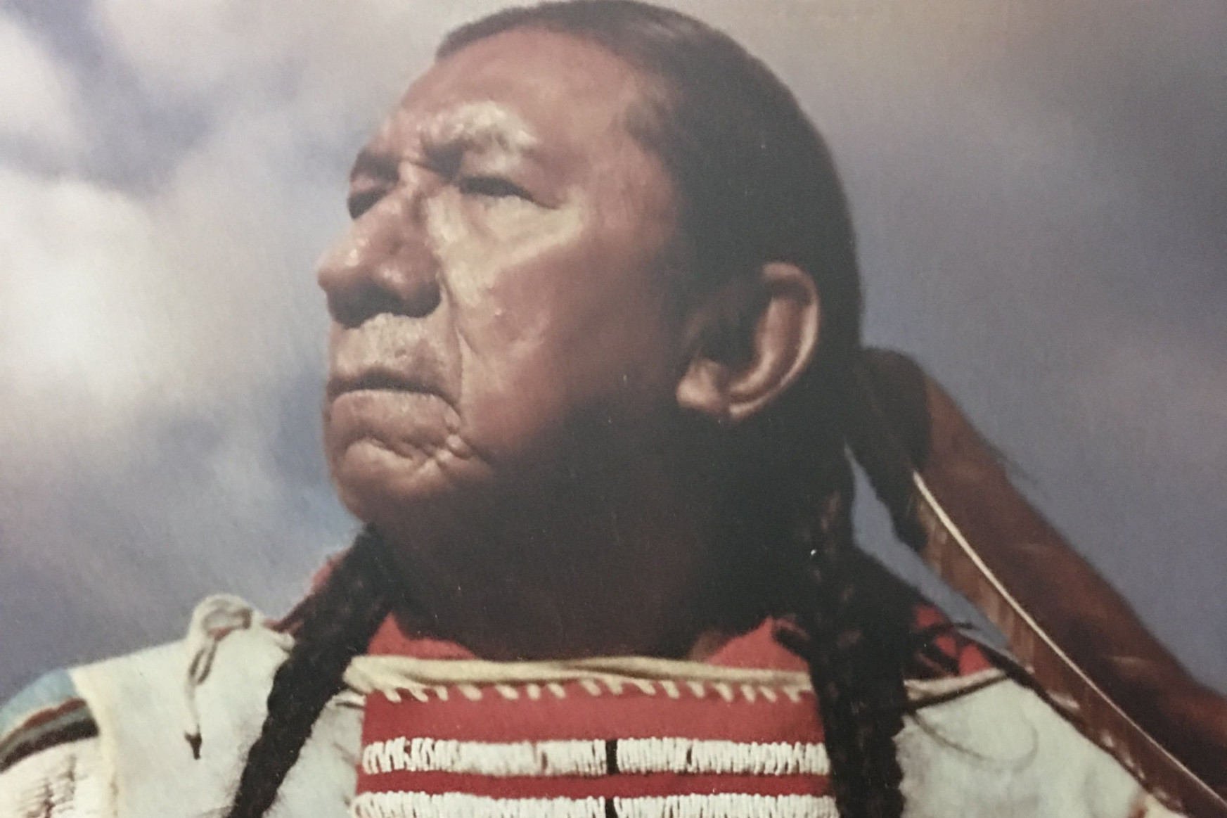 DNS-vizsgálat igazolta, hogy az indián törzsfőnök, Ülő Bika dédunokája Dakotában él