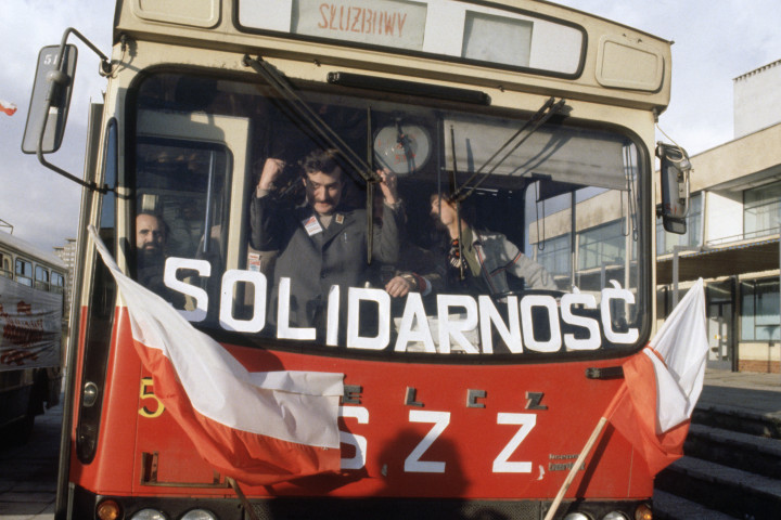 Lech Wałęsa egy buszos tüntetésen 1980. november 19-én – Fotó: Alain Nogues / Sygma / Getty Images