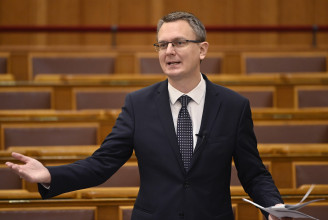 Rétvári Bence volt az őszi ülésszak legaktívabb képviselője a parlamentben