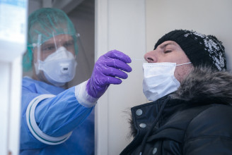 Olyan sok az új koronavírus-fertőzött Szlovéniában, hogy a laborok alig győznek tesztelni