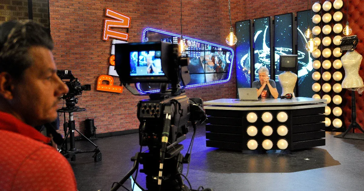 Media1: Július közepén megszűnik a Pesti TV
